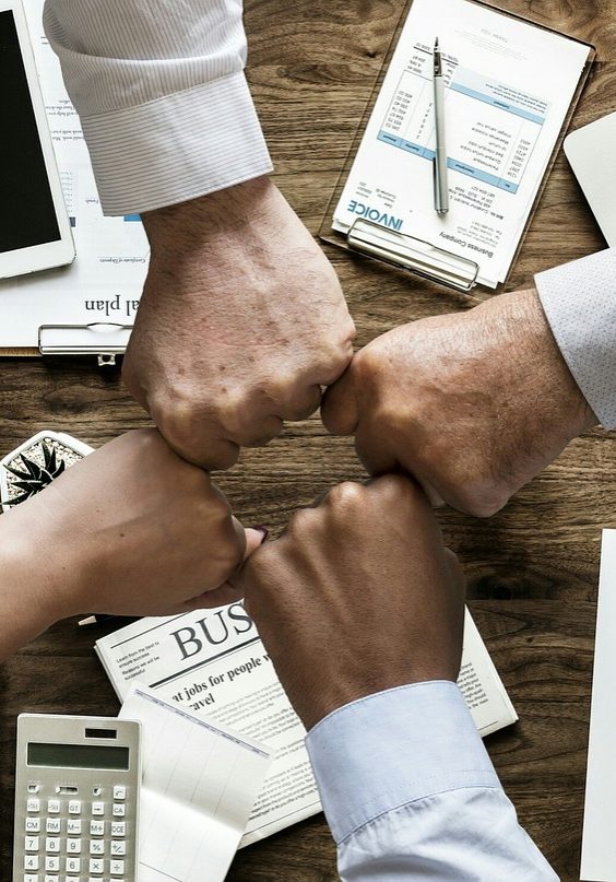 teamwork-3213924_1280